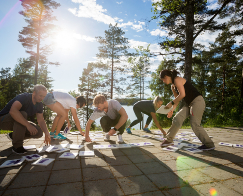 Team Building活動推薦：戶外探險活動